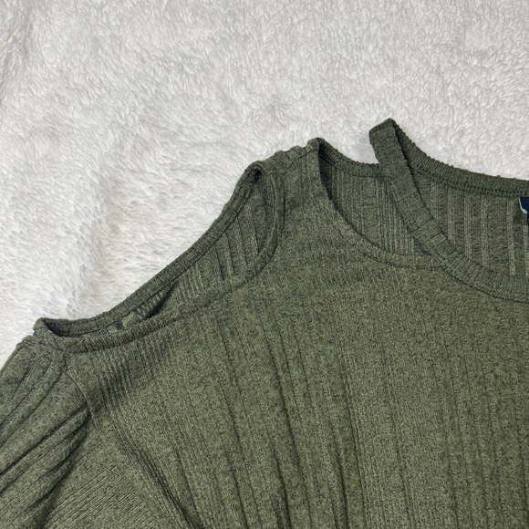 Olive Green One Side Cold Shoulder Long Sleeve - Picture 3 of 5